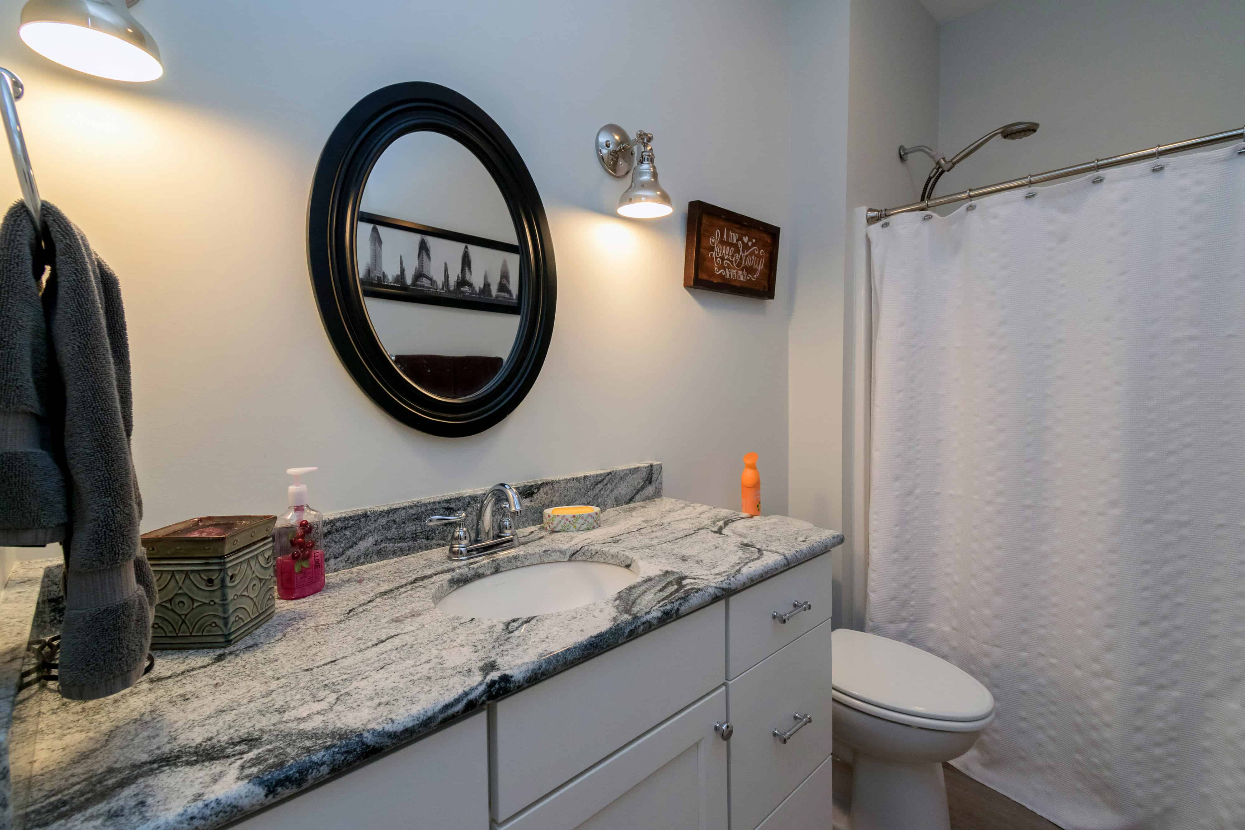 Bathroom of this 2-Bedroom, 2224 Sq Ft Plan - 101-1977