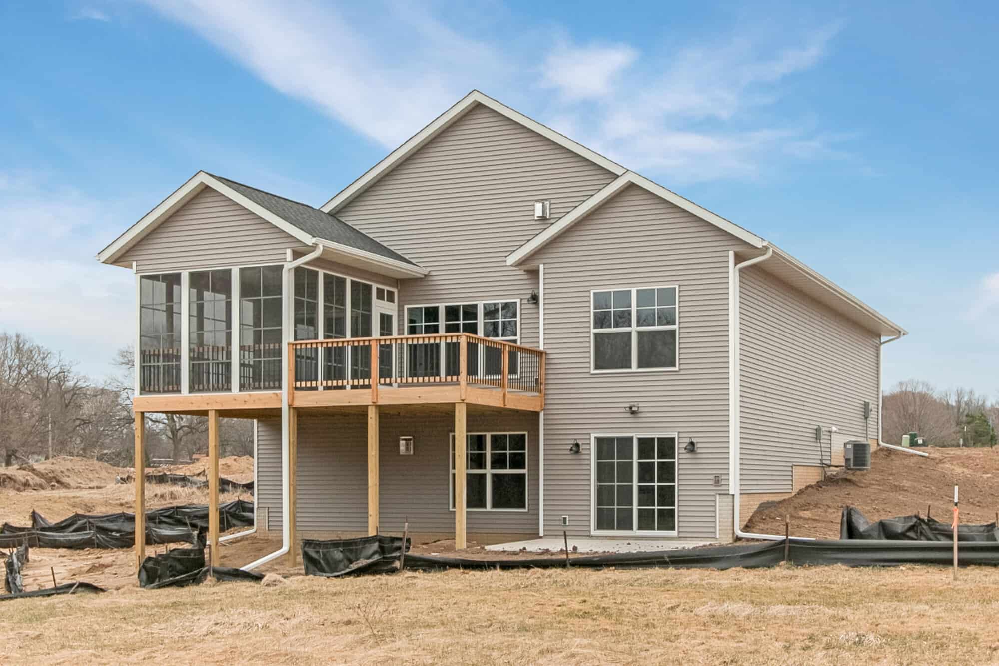 Rear View of this 3-Bedroom,2165 Sq Ft Plan -101-2021
