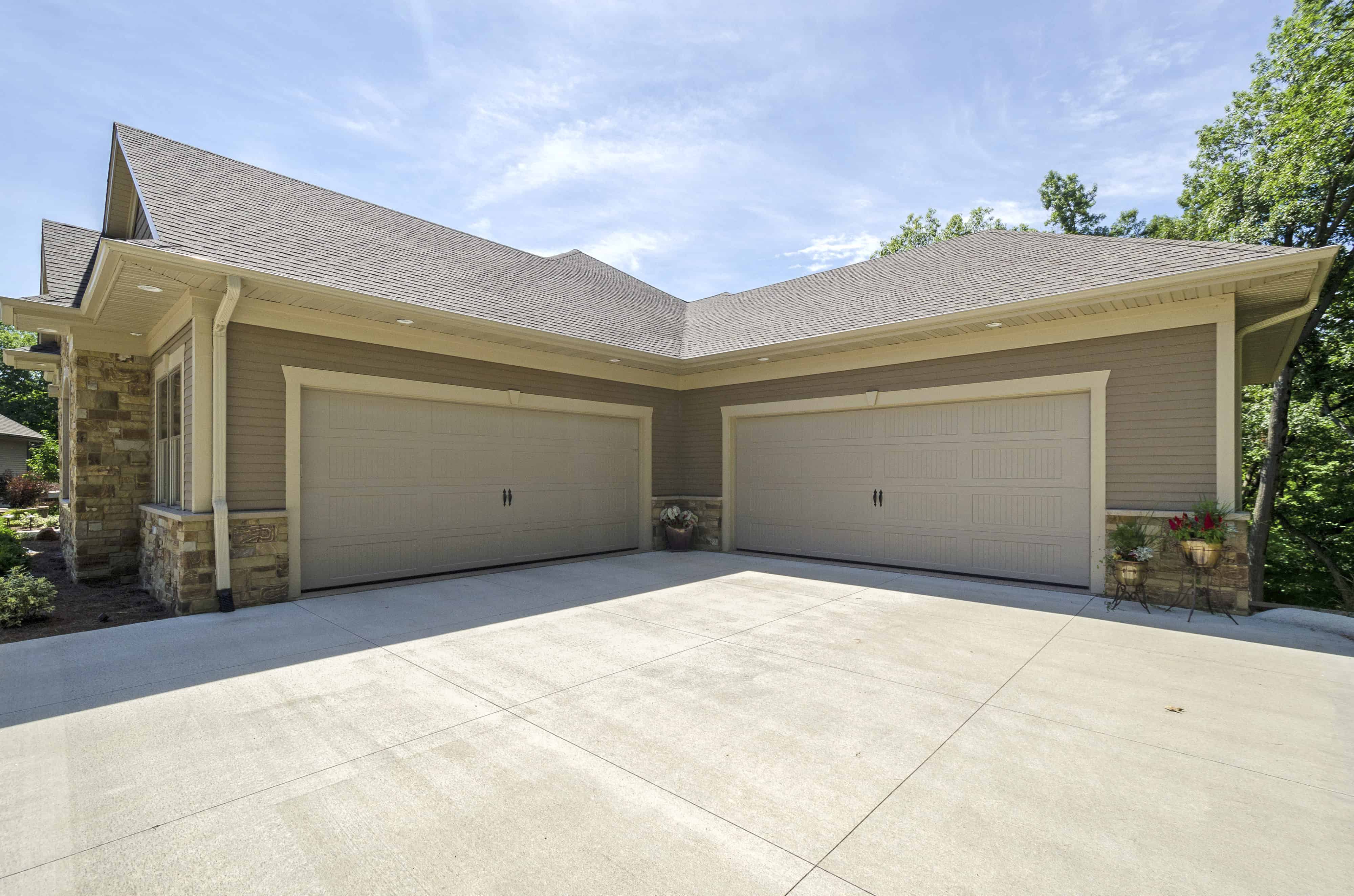 Garage of this 4-Bedroom,4406 Sq Ft Plan -101-2028