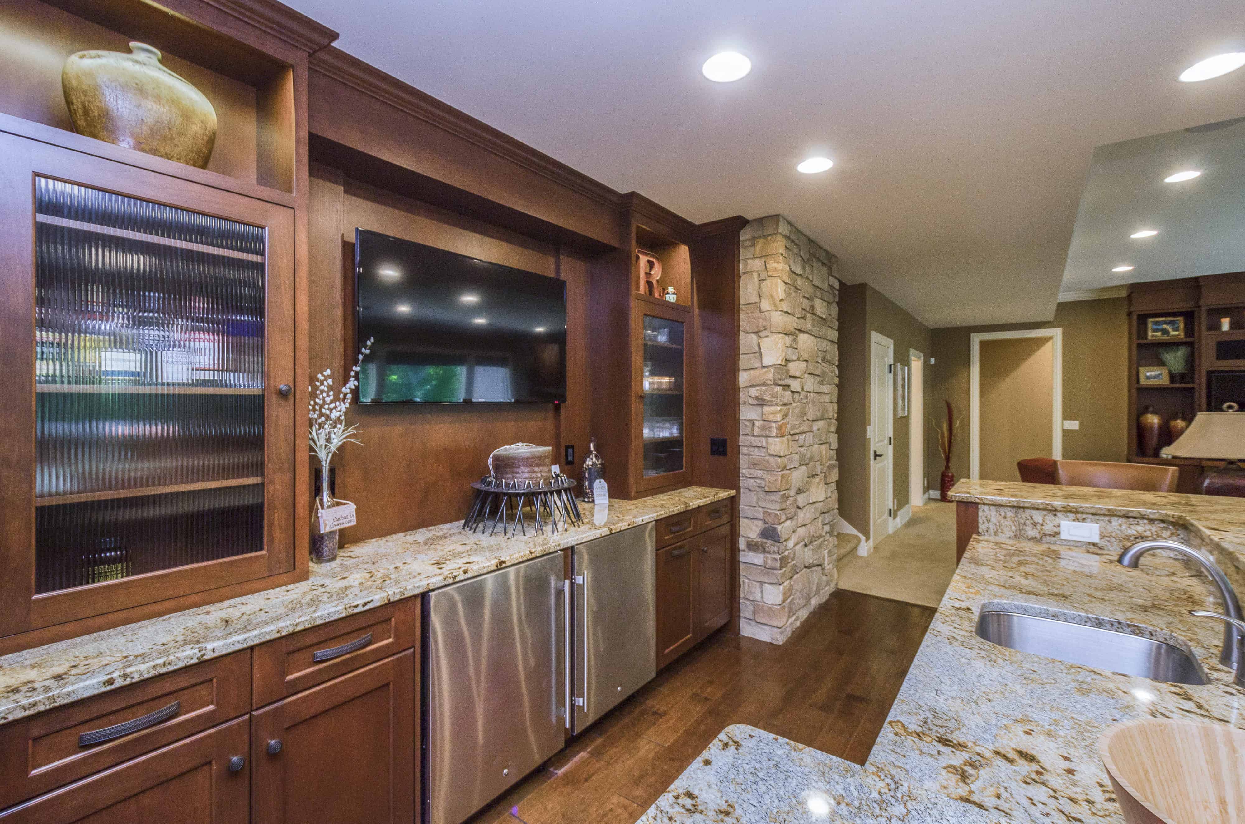 Wet Bar of this 4-Bedroom,4406 Sq Ft Plan -101-2028