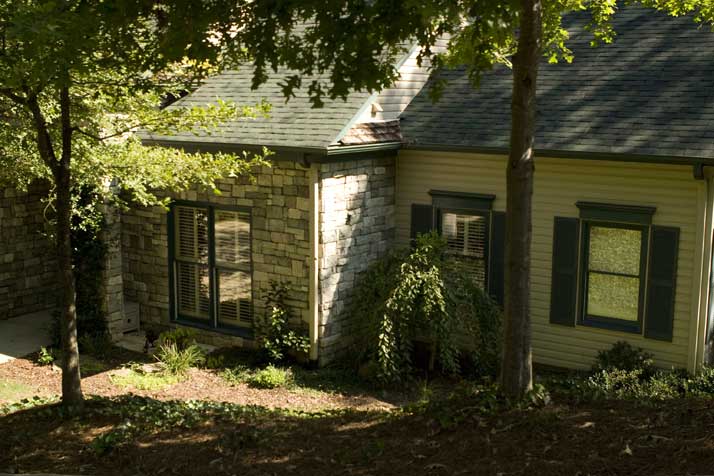 Front View of this 4-Bedroom,2845 Sq Ft Plan -106-1242