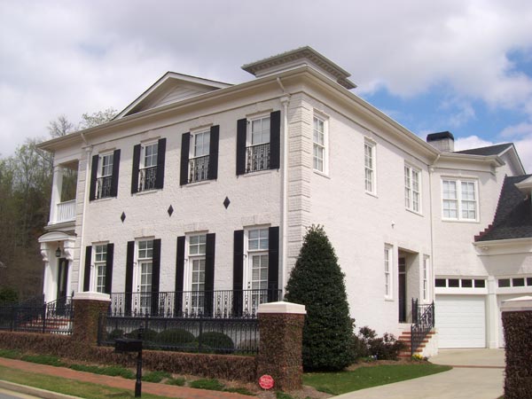 Front elevation of Southern home (ThePlanCollection: House Plan #106-1297)