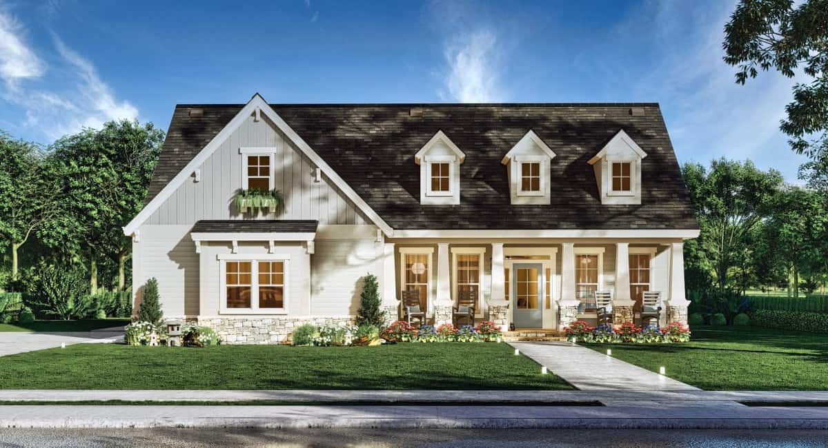Front elevation of Craftsman home (ThePlanCollection: House Plan #106-1337)