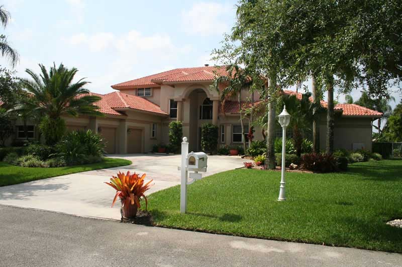 Exterior Photo #1 of this 6-Bedroom,5088 Sq Ft Plan -5088