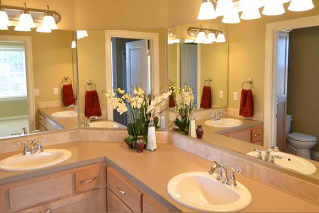 Master Bathroom of this 3-Bedroom,2078 Sq Ft Plan -108-1681