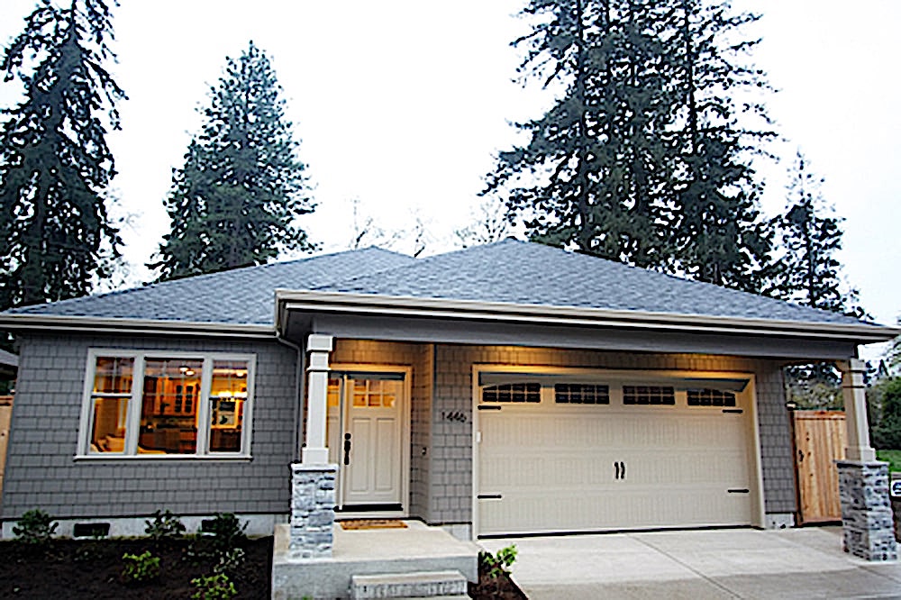 Shingle style home (ThePlanCollection: #108-1908)