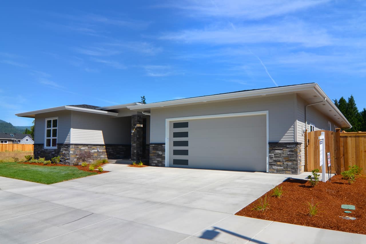 Right Side View of this 3-Bedroom,2362 Sq Ft Plan -2362