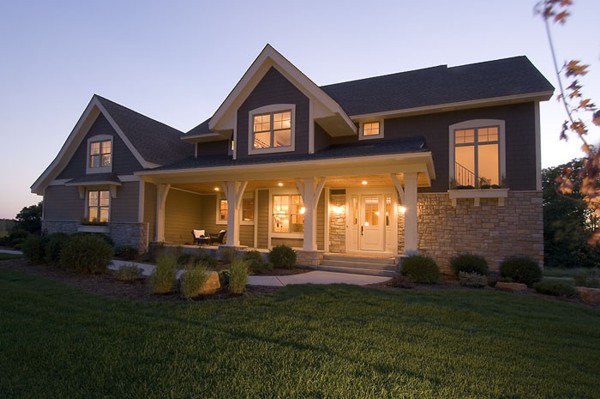 Front elevation of Craftsman home (ThePlanCollection: House Plan #109-1191)
