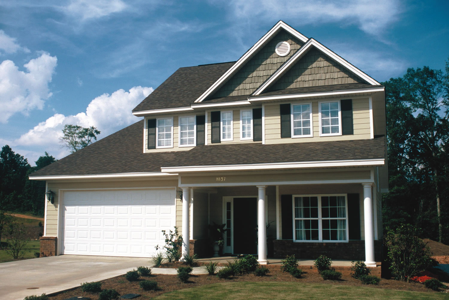 Country style home (ThePlanCollection: Plan #120-1310)