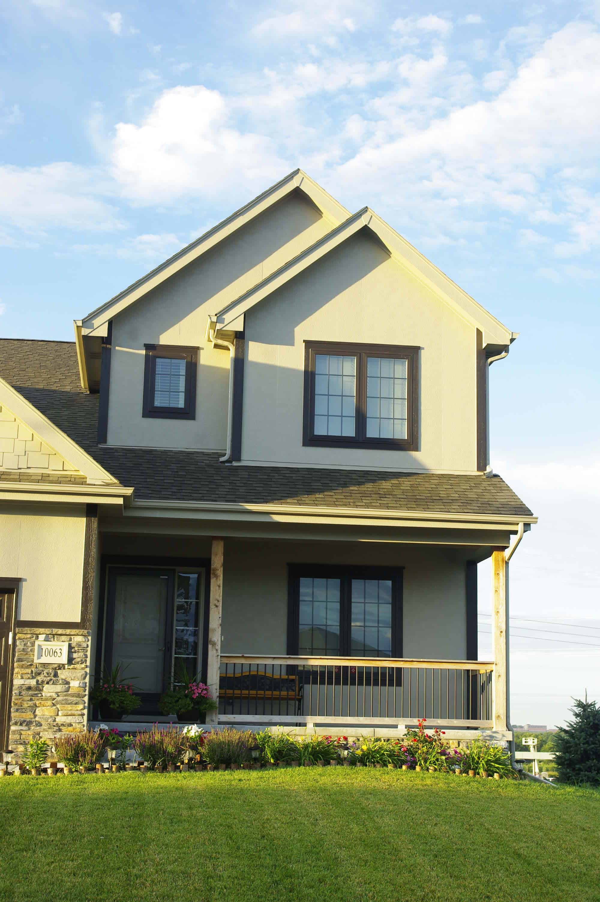 Front View of this 3-Bedroom,2155 Sq Ft Plan -120-2092