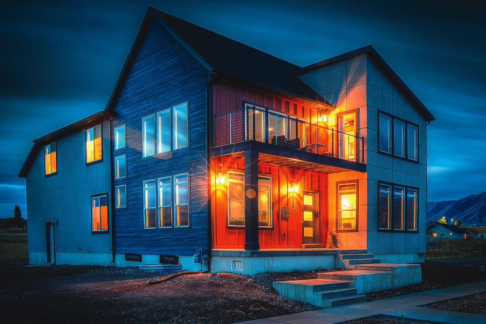 Home at Night of this 4-Bedroom,2516 Sq Ft Plan -2516