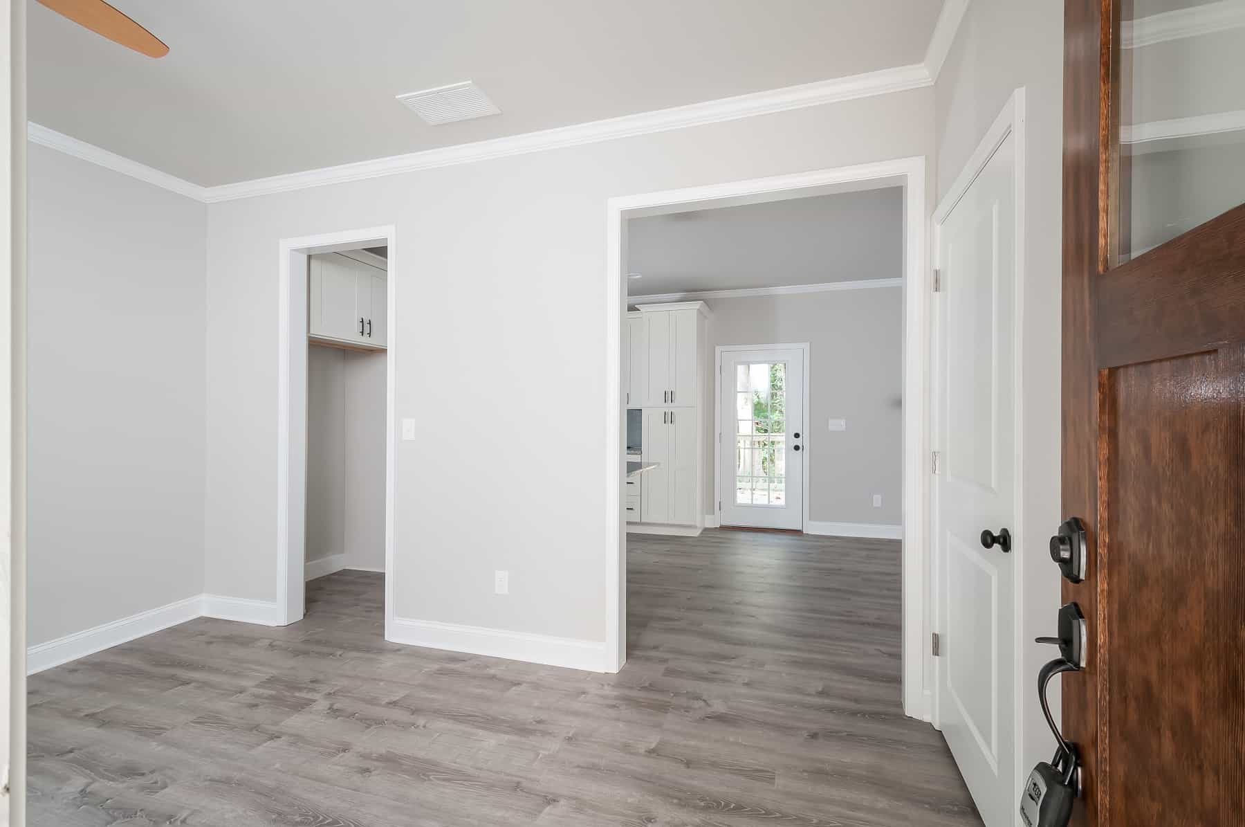 Home Interior Photograph of this 3-Bedroom,1460 Sq Ft Plan -120-2502