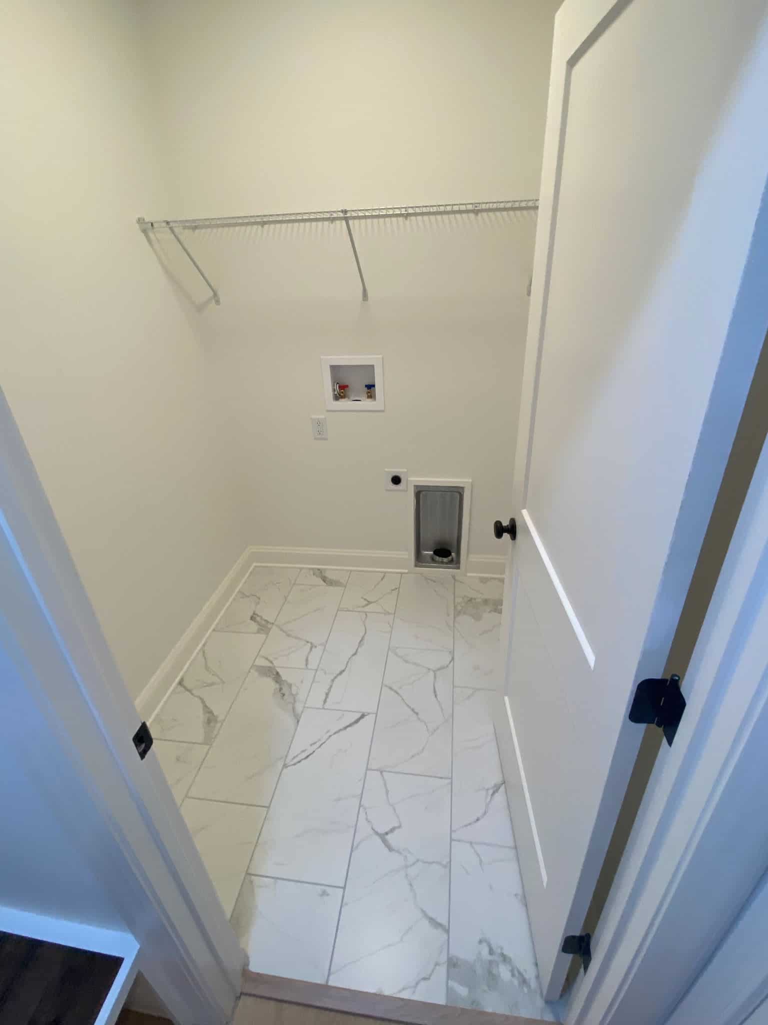 Laundry Room of this 3-Bedroom,1452 Sq Ft Plan -120-2552