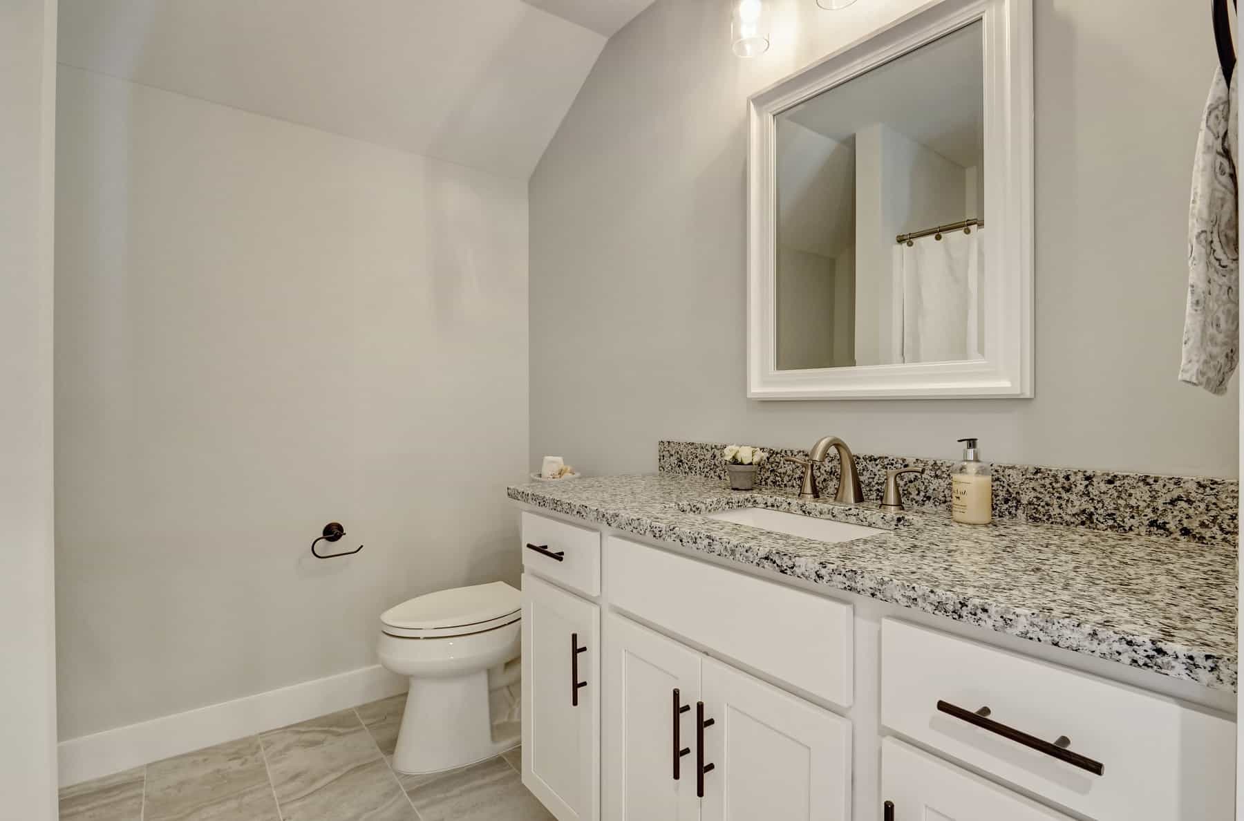Bathroom of this 4-Bedroom,2232 Sq Ft Plan -120-2555