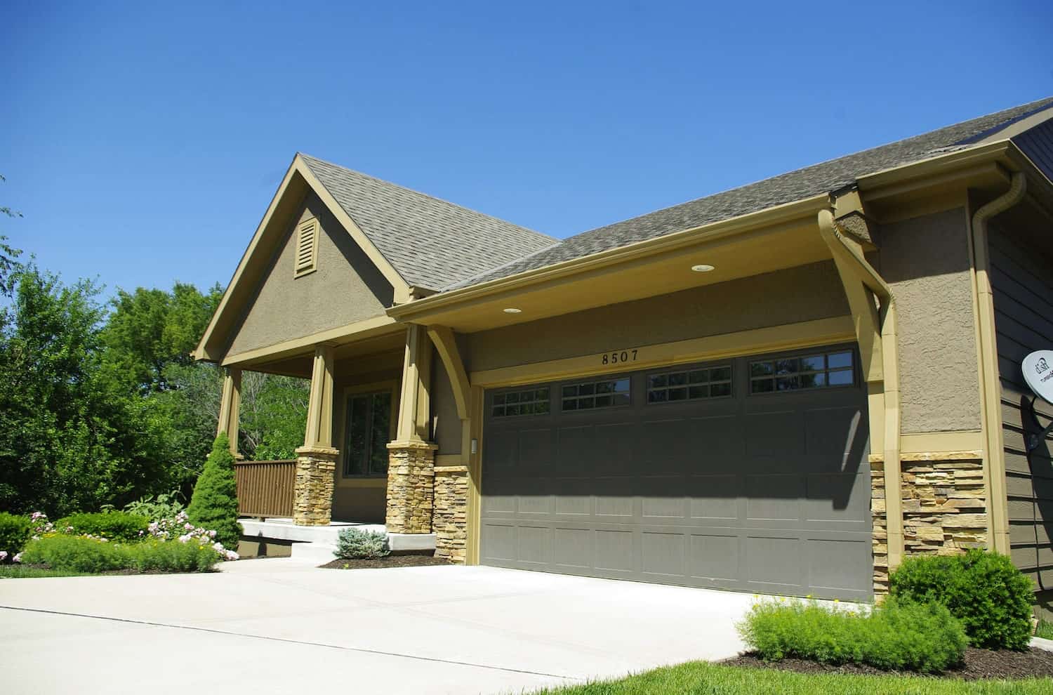 Garage of this 3-Bedroom, 1898 Sq Ft Plan - 120-2692