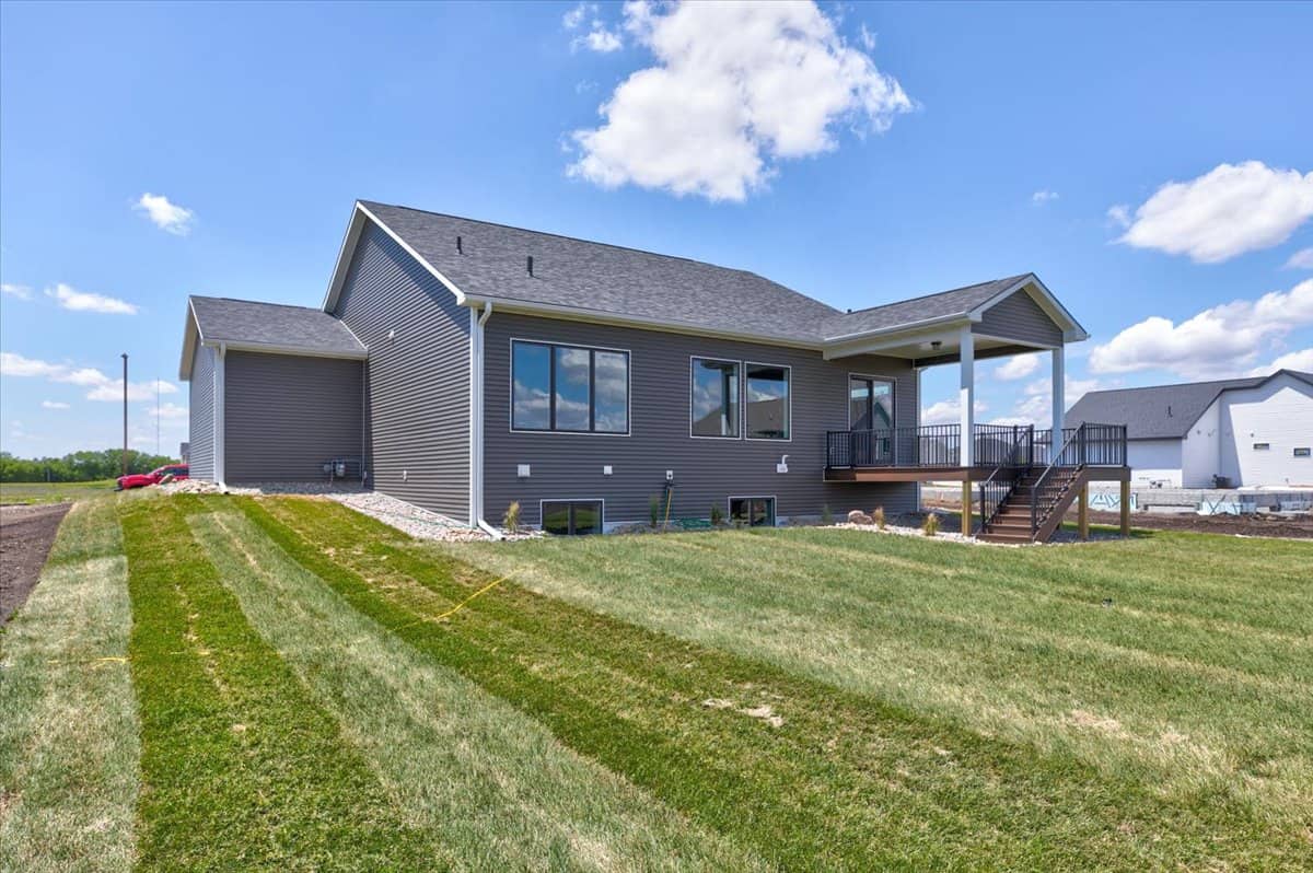 Rear View of this 3-Bedroom,1603 Sq Ft Plan -120-2713
