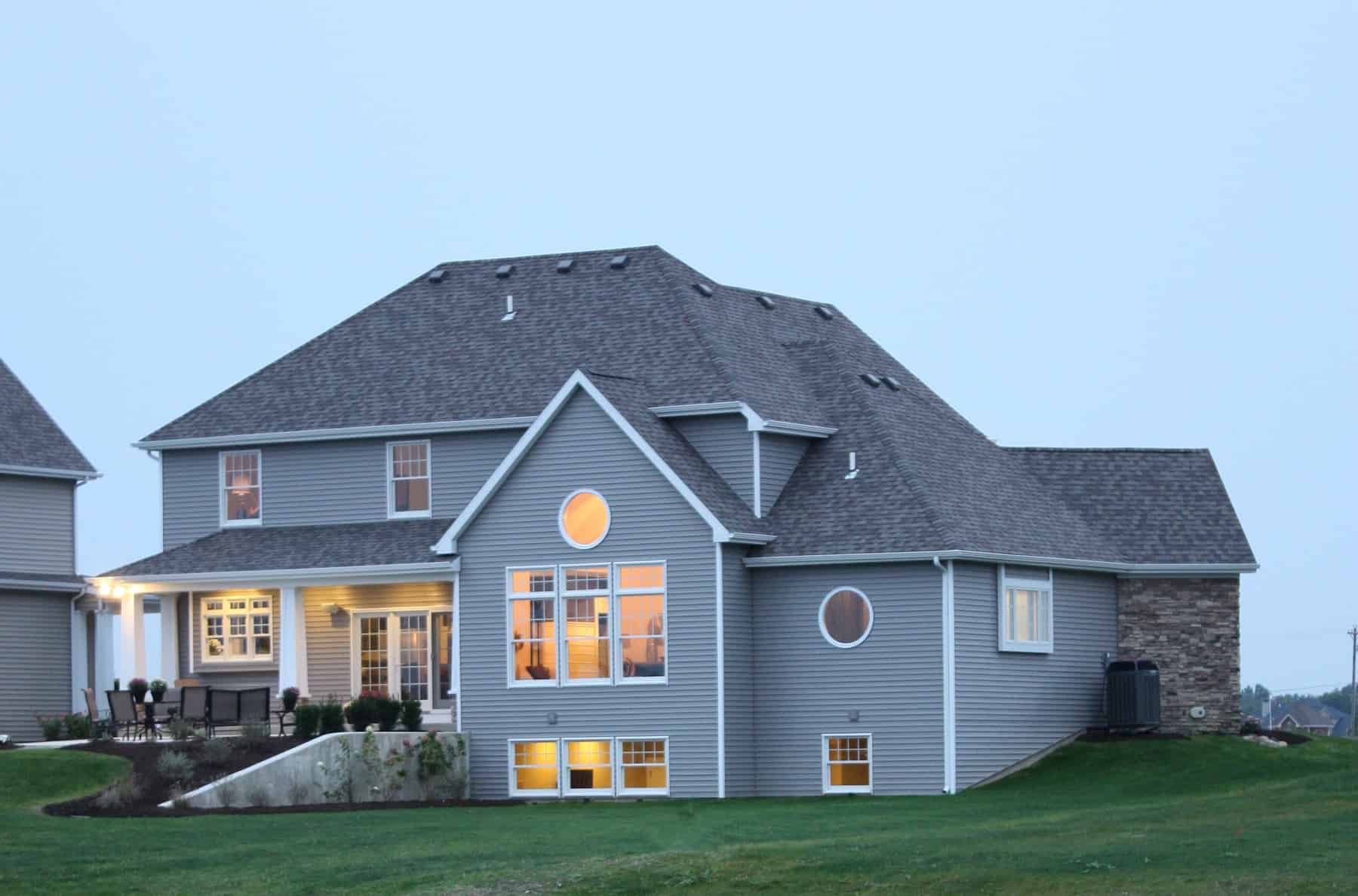 Rear View of this 4-Bedroom,2836 Sq Ft Plan -120-2774