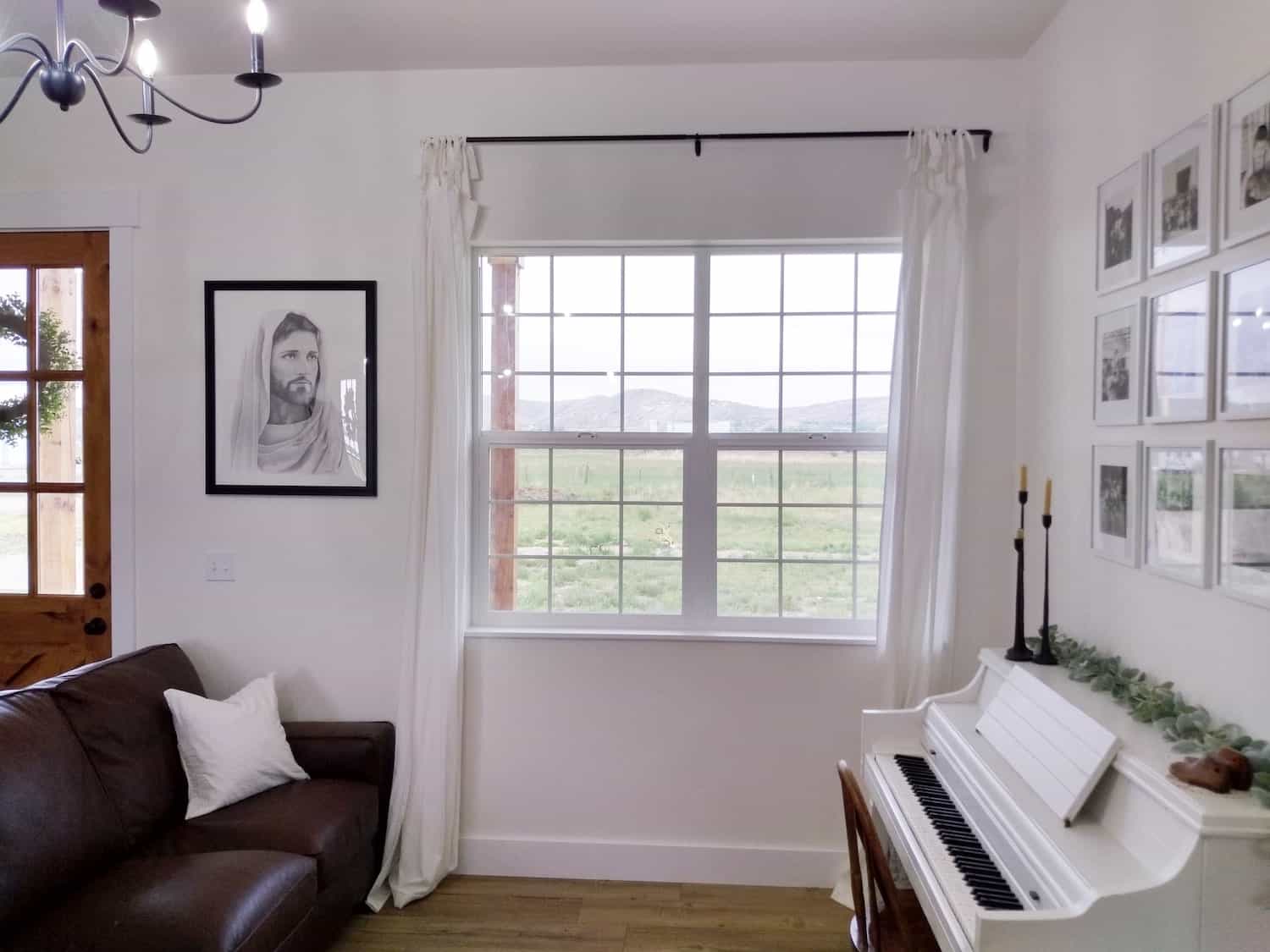 Great Room of this 3-Bedroom,1035 Sq Ft Plan -123-1116