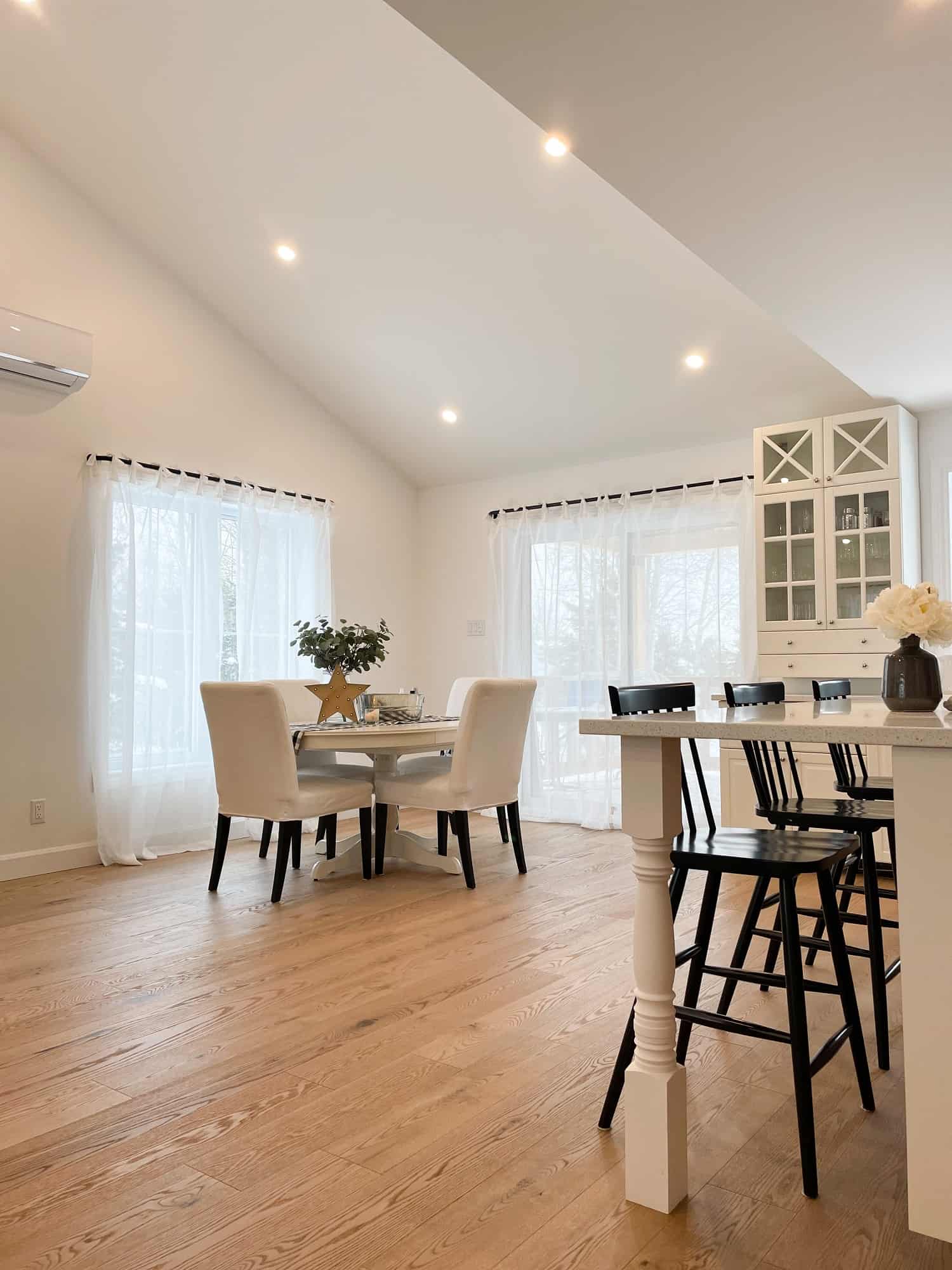 Dining Room of this 4-Bedroom,2652 Sq Ft Plan -126-1993