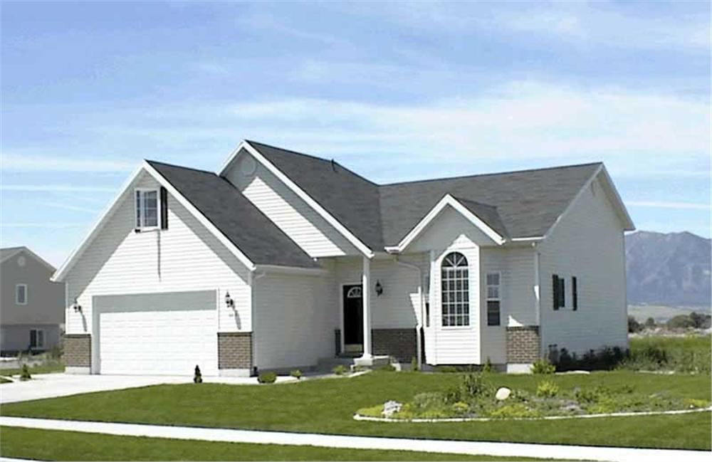 Front elevation of Contemporary home (ThePlanCollection: House Plan #129-1012)