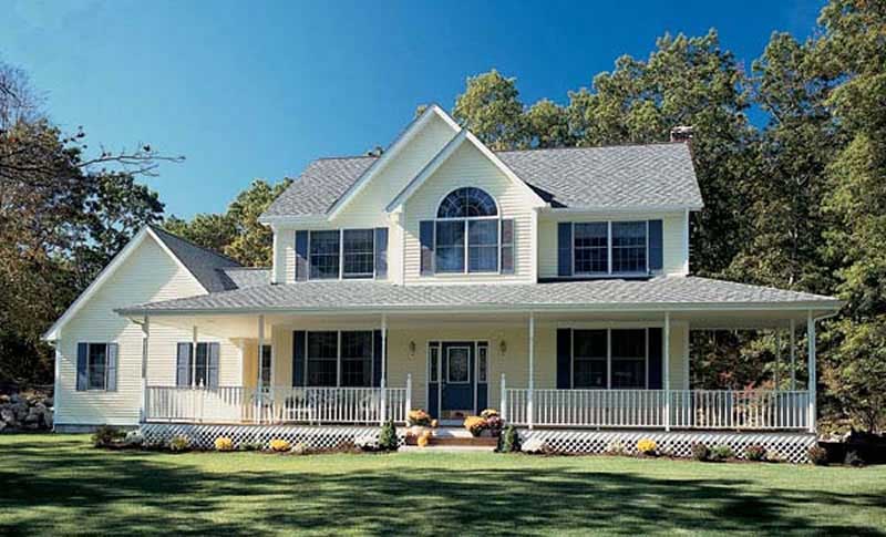 Color photograph of house plan #131-1013