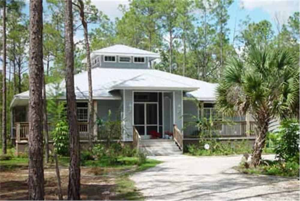 Front View of this 3-Bedroom,1991 Sq Ft Plan -133-1031