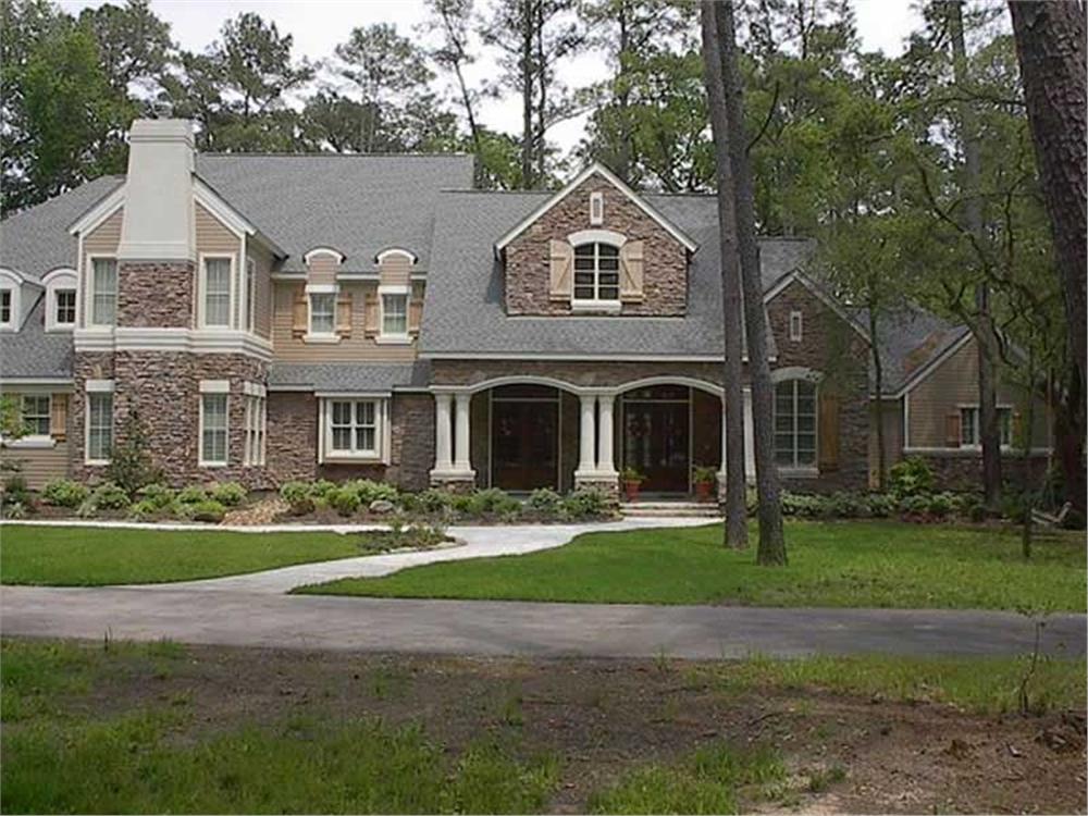 Photo of this luxurious country manor.