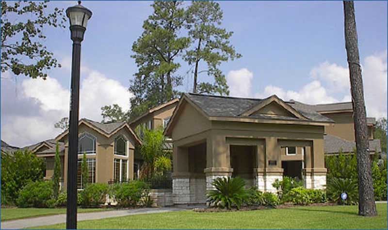 Front elevation of Luxury home (ThePlanCollection: House Plan #134-1299)