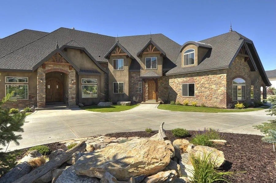 Front View of this 6-Bedroom,7102 Sq Ft Plan -135-1097