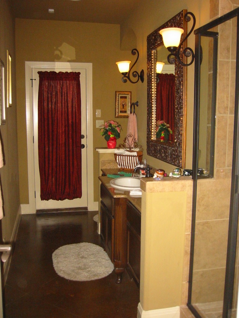 Bathroom of this 3-Bedroom,2504 Sq Ft Plan -2504