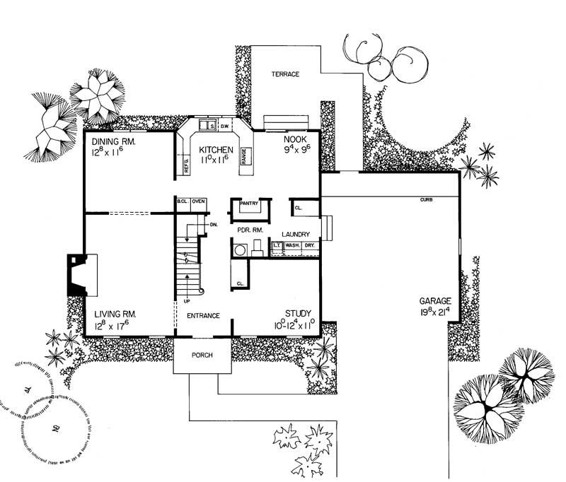 Floor Plan First Story of Colonial Plan #137-1126