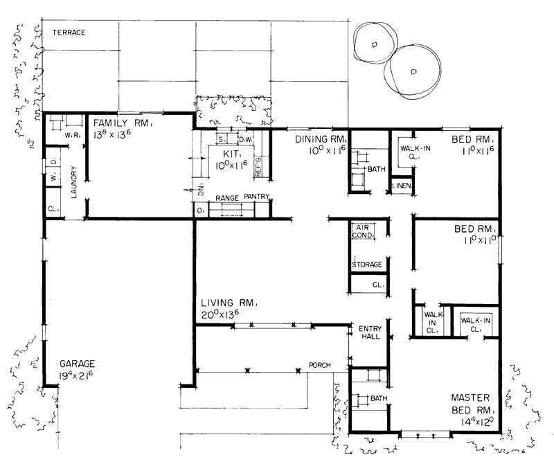 Floor Plan First Story of Country Plan #137-1167