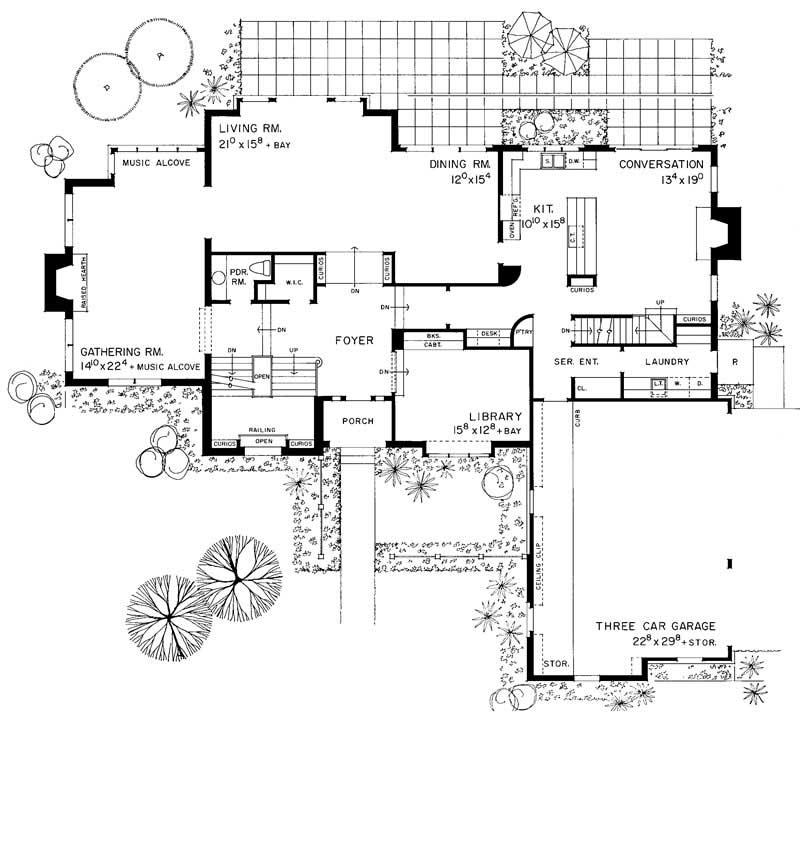 Floor Plan First Story of Colonial Plan #137-1216