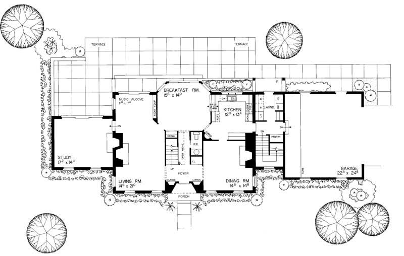 Floor Plan First Story of Cape Cod Plan #137-1357