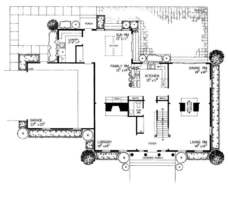 Floor Plan First Story of Colonial Plan #137-1465