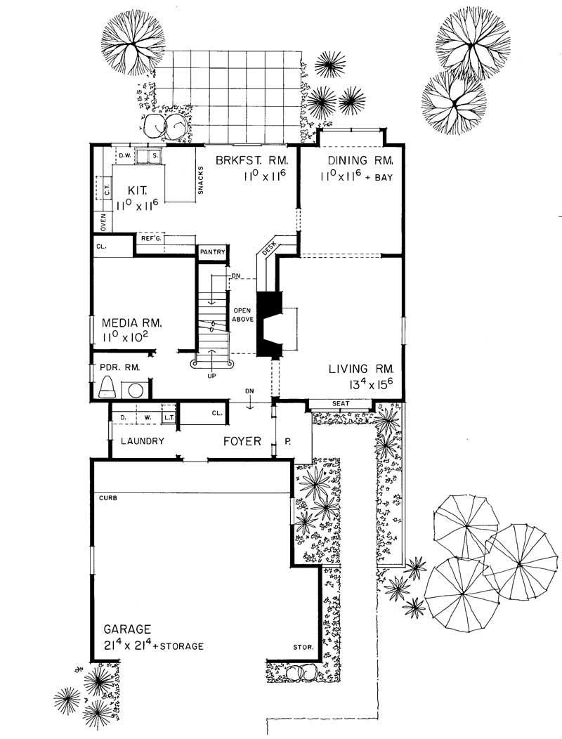 Floor Plan First Story of Country Plan #137-1506