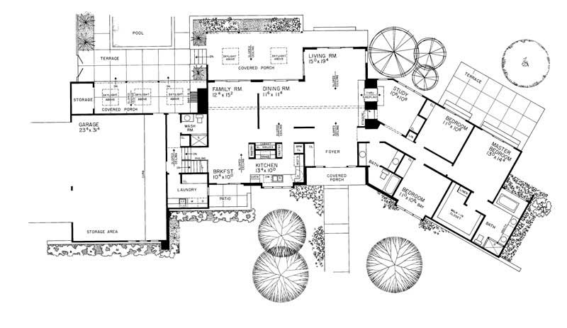 Floor Plan First Story of Ranch Plan #137-1630