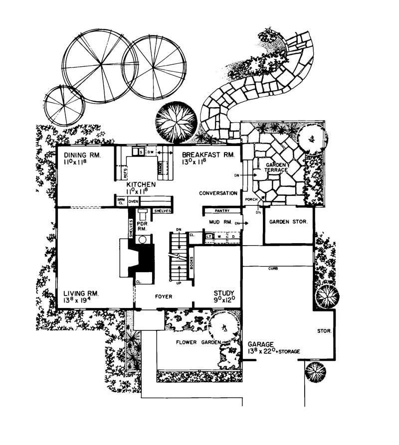 Floor Plan First Story of Colonial Plan #137-1684