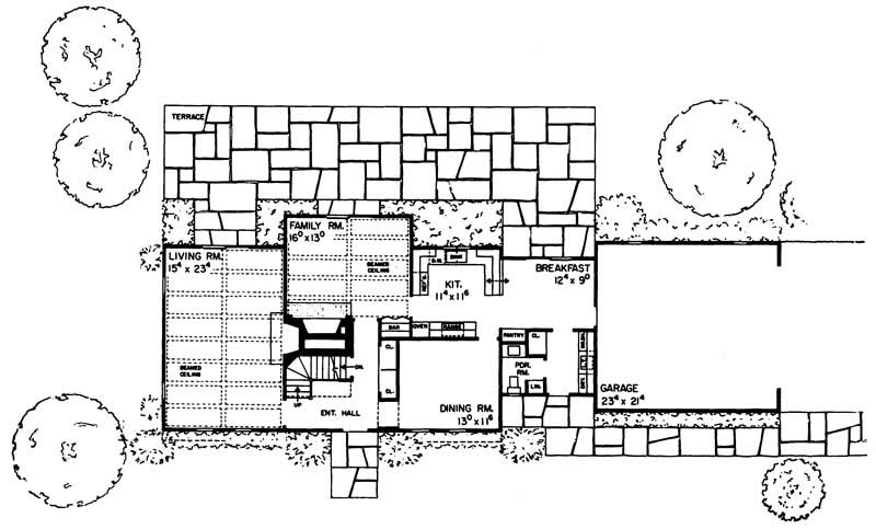 Floor Plan First Story of Colonial Plan #137-1817