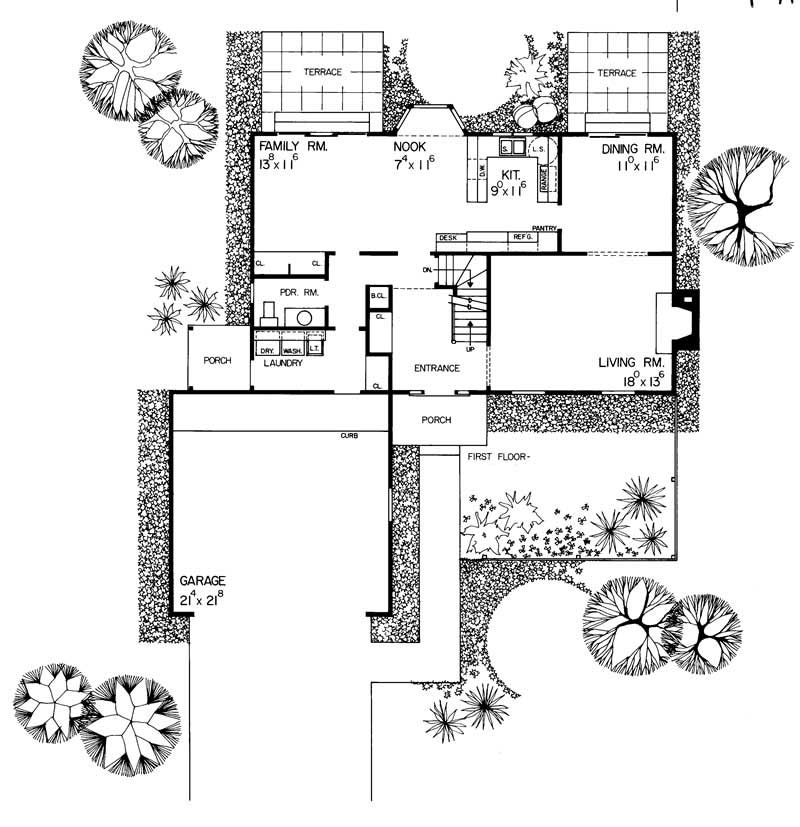 Floor Plan First Story of Colonial Plan #137-1829