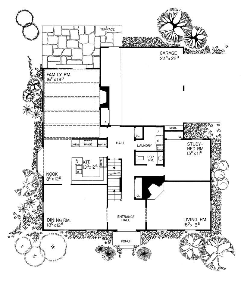 Floor Plan First Story of Colonial Plan #137-1830