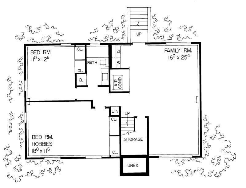 Floor Plan Second Story of Colonial Plan #137-1838