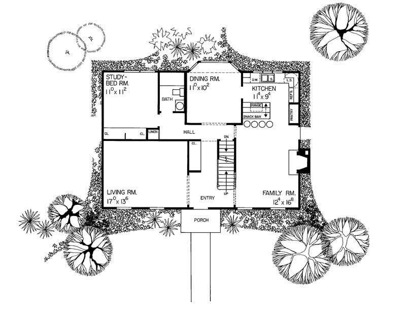 Floor Plan First Story of Cape Cod Plan #137-1842