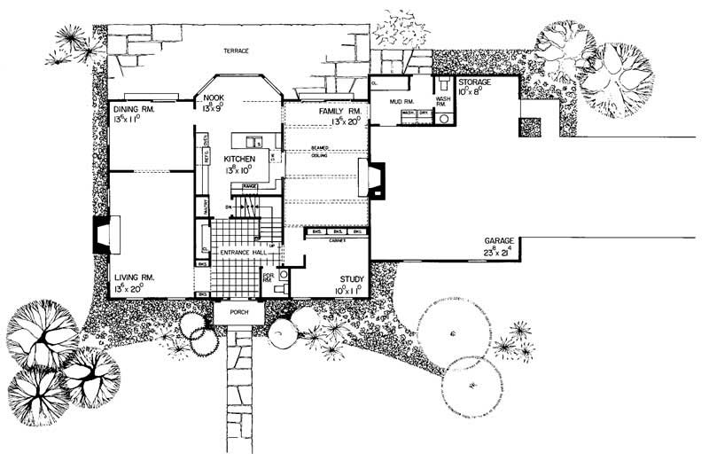 Floor Plan First Story of Colonial Plan #137-1848