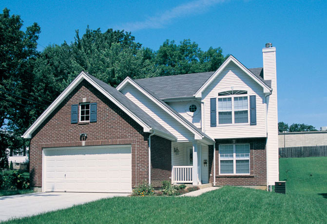 Front elevation of Country home (ThePlanCollection: House Plan #138-1084)