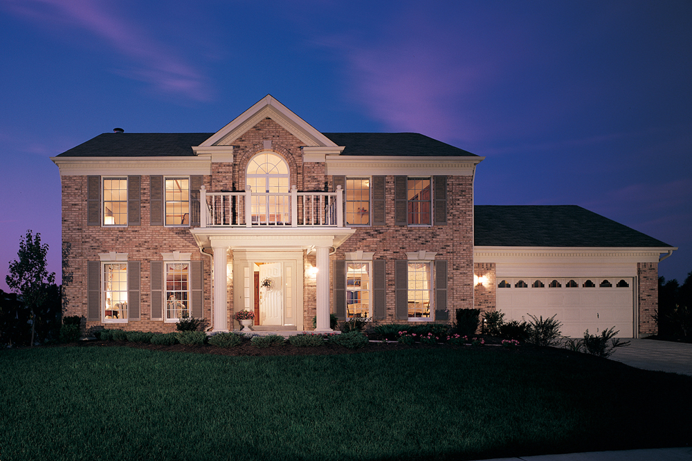 Front elevation of Traditional home (ThePlanCollection: House Plan #138-1369)