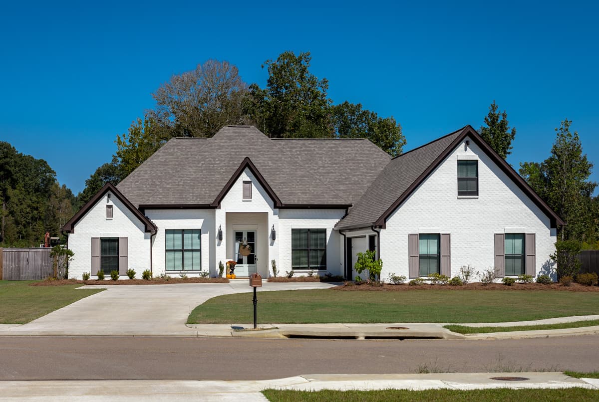 Ranch home (ThePlanCollection: Plan #140-1090)