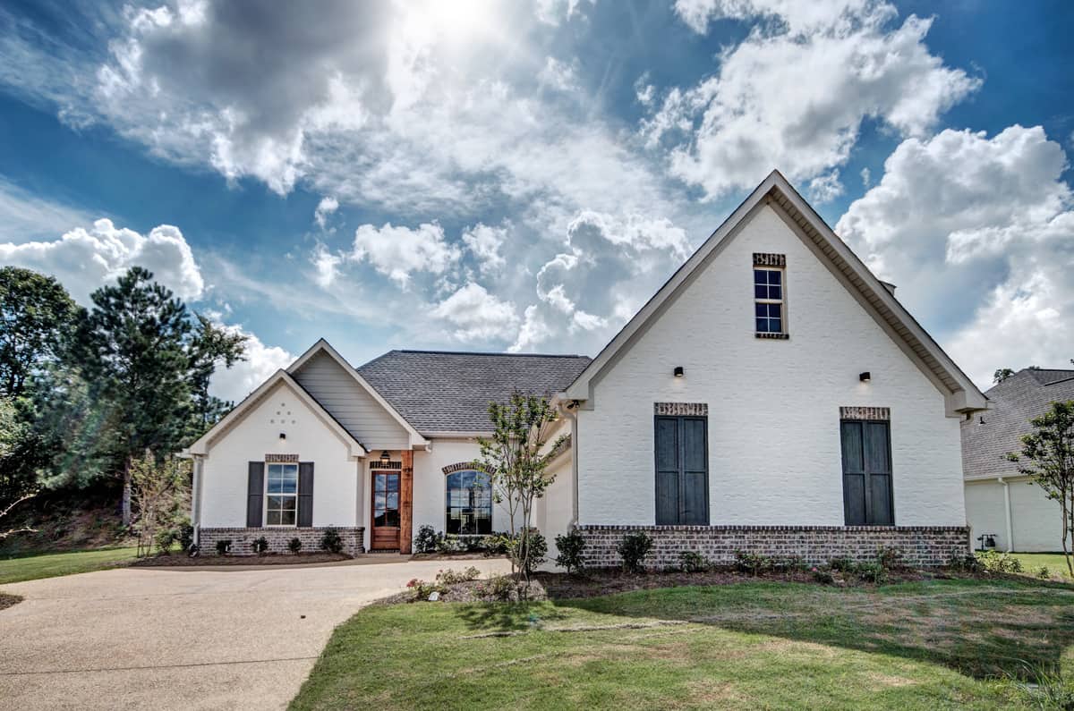 Ranch home (ThePlanCollection: Plan #140-1093)