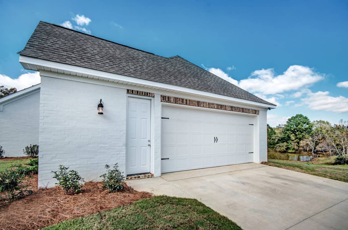 Garage of this 4-Bedroom,2677 Sq Ft Plan -2677