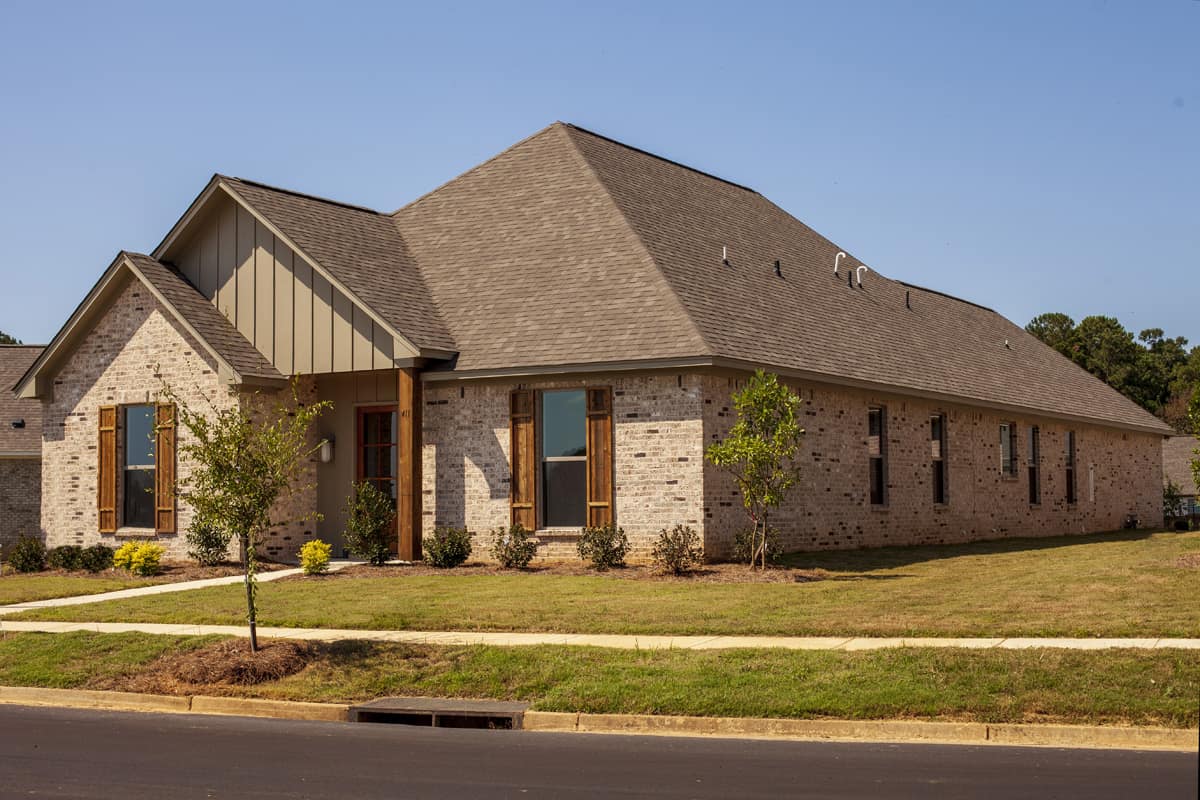 Side View of this 4-Bedroom,2604 Sq Ft Plan -140-1103